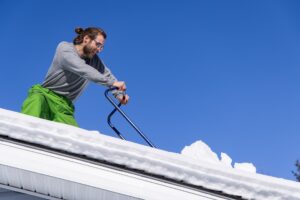 Winter roof maintenance